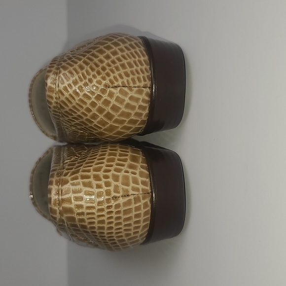 SAS Simplify Croc Print Tripad Comfort Loafers - Picture 6 of 9